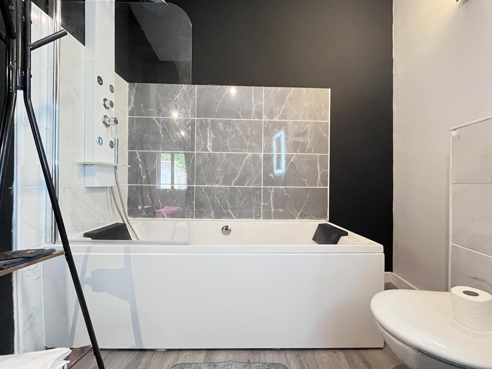 Studio Baignoire Centre Ville Narbonne Ngoại thất bức ảnh