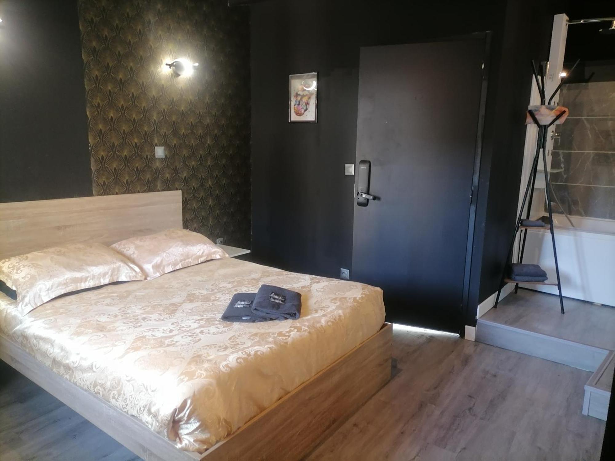 Studio Baignoire Centre Ville Narbonne Ngoại thất bức ảnh