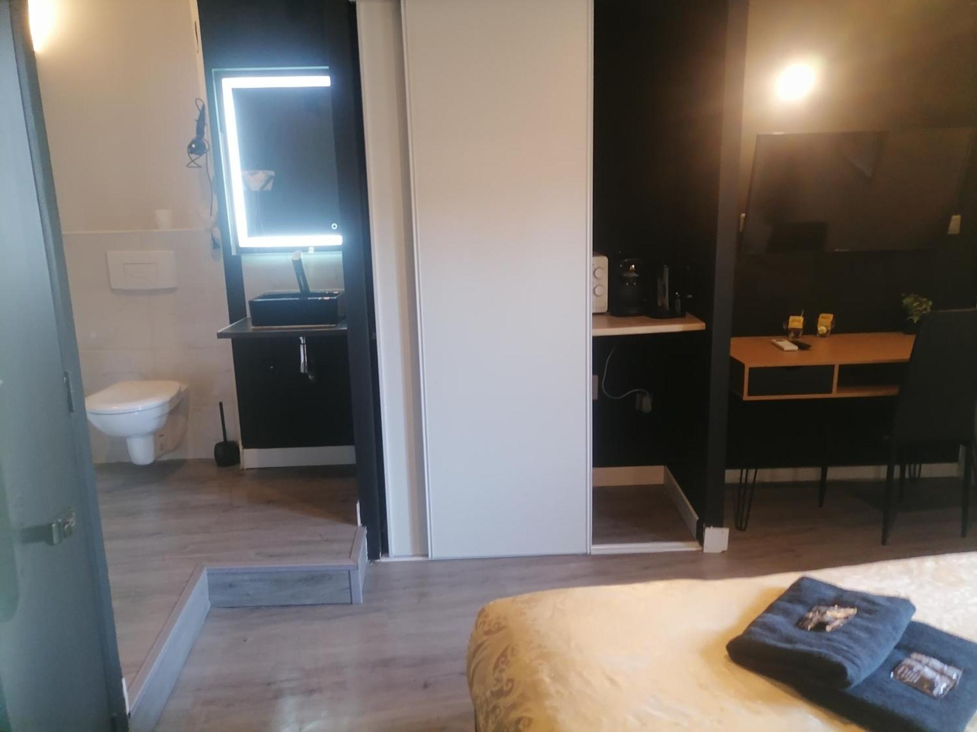 Studio Baignoire Centre Ville Narbonne Ngoại thất bức ảnh